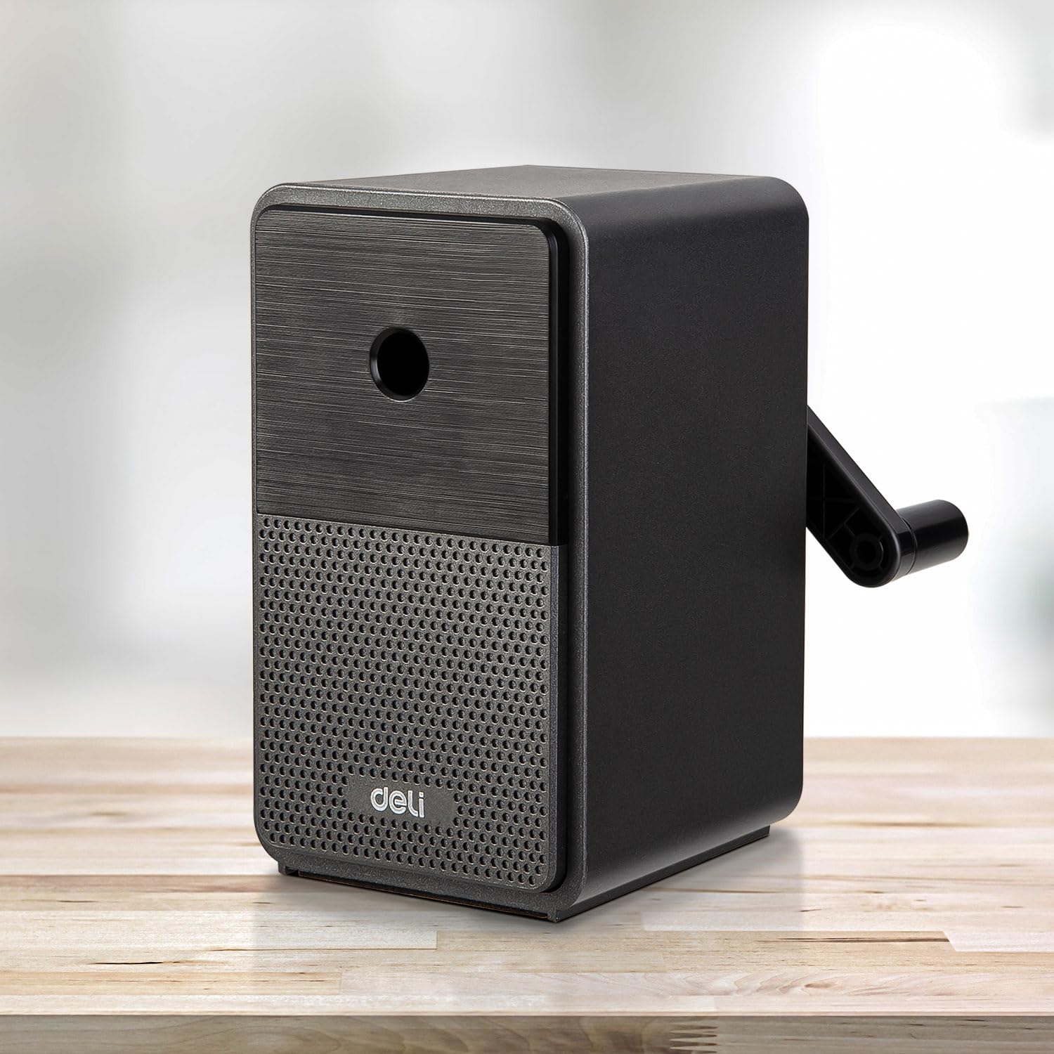 Deli Manual Crank Pencil Sharpener Black